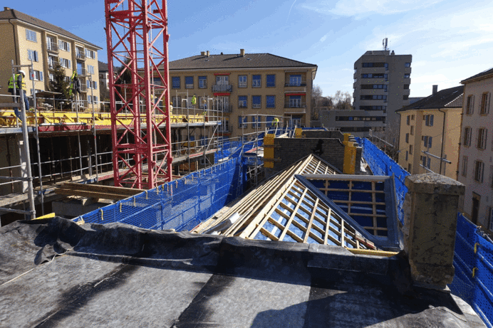 100_1_2-baustelle_neuenburg_180501_08.gif