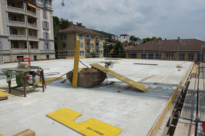 100_1_2-baustelle_neuenburg_180704_02.gif